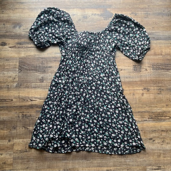 Billabong Women’s Truly Romantic Floral Mini Dress Black Size Small 100% Viscose - Picture 5 of 7